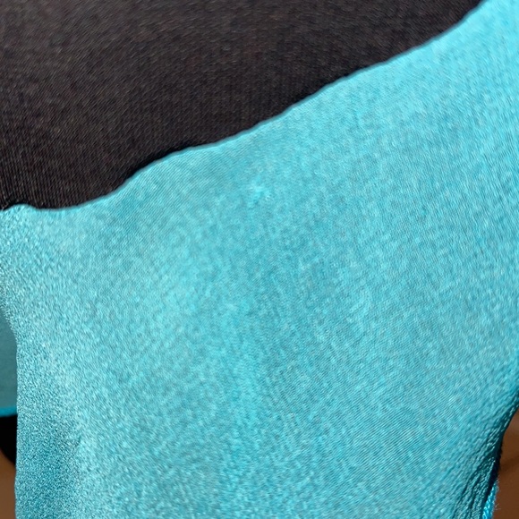 Bebe black & turquoise ruffled halter dress - Picture 13 of 13